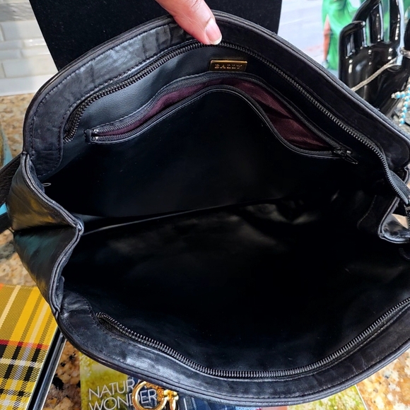 BALLY~ Buttery Lambskin Bag! SO GOOD! - Picture 16 of 17